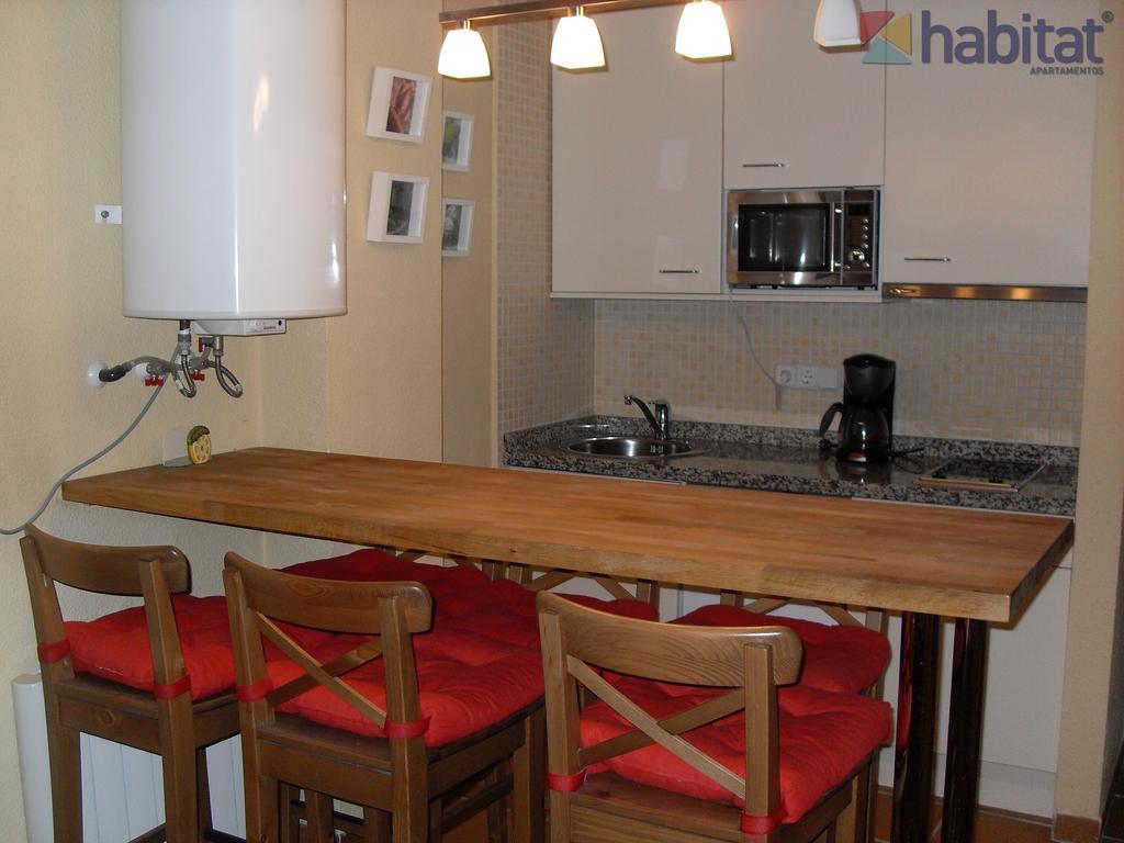 Apartamentos Habitat Zona Media โมนาชิล ห้อง รูปภาพ